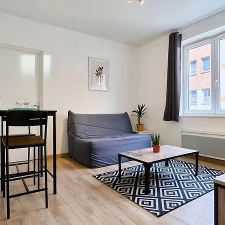 Quiet One-bedroom Flat Close To The Metro Appartement